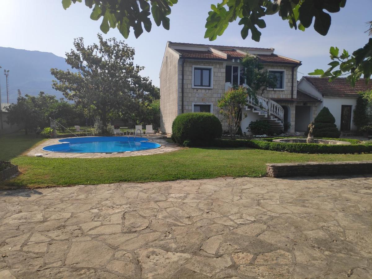 فيلا Leisure House Jovovic بار المظهر الخارجي الصورة
