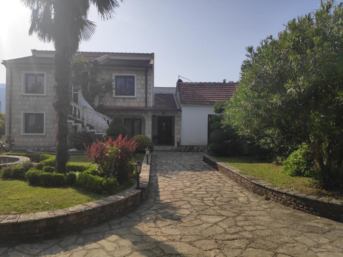 فيلا Leisure House Jovovic بار المظهر الخارجي الصورة