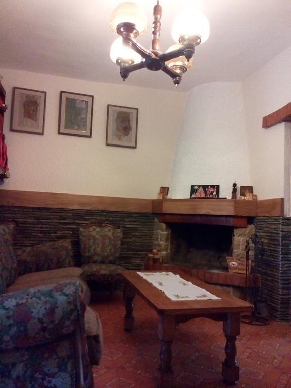 فيلا Leisure House Jovovic بار الغرفة الصورة